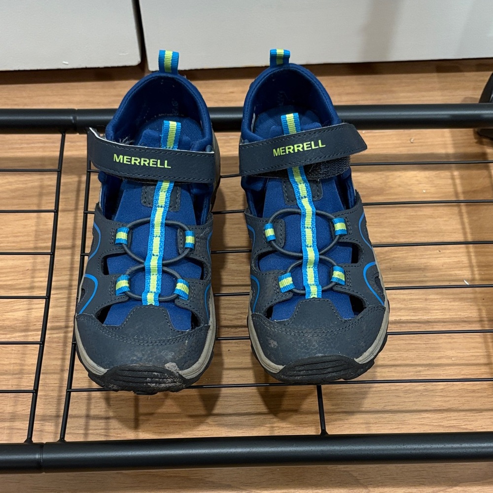 Merrell Kids Navy and Bright Blue Water Shoes